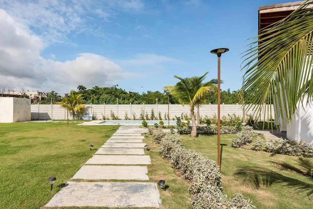 Eco-Friendly Tropical Villa 3Br 2B With Private Pool & Grill 푼타 카나